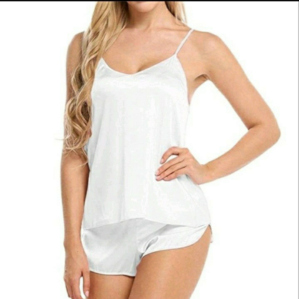 2pc white silk pajama short set. (free shipping with $25 purchase)